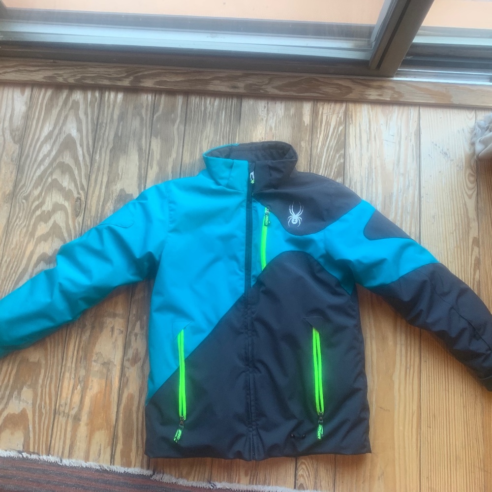 Boy's Spyder ski/winter coat, size 14